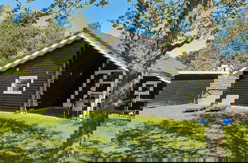 Foto 1 - 8 Person Holiday Home in Asnaes
