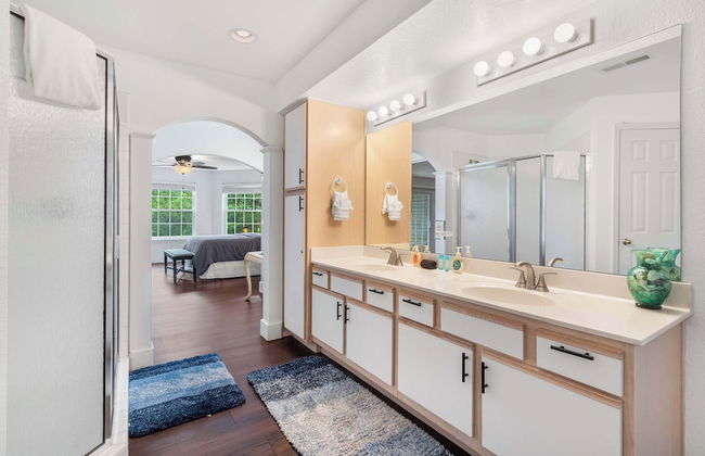 Lake Hideaway Waterfront Condo w/ Resort Perks! - Foto 20