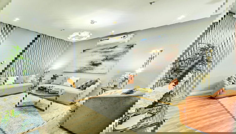 Foto 1 - bnbmehomes-2BR nr King Khalid Airport-C3
