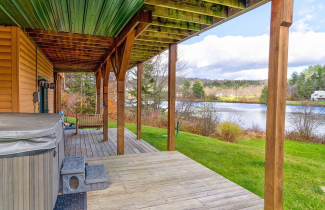 Mount Snow Cabin with Private Hot Tub by RedAwning - Foto 29