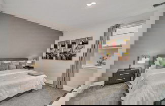 Foto 2 - 10 Bed Home Movie Theater Room, Pool, Spa Games 10 Bedroom Villa by RedAwning