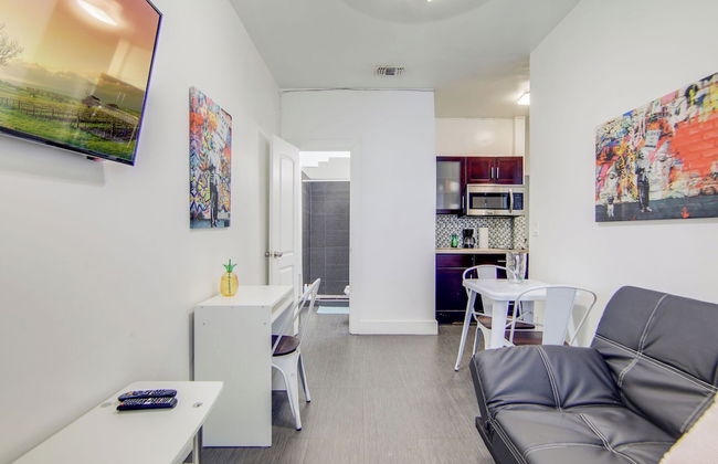 Cozy South Beach 1BR Apt Near Beach and Ocean Drive - Foto 6