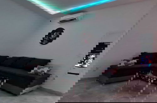 Photo 11 - Luxury Apartment Ani