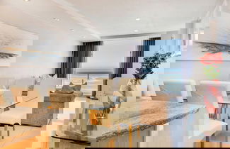 Foto 2 - Clifton Apartment w Direct Beach Access Marella