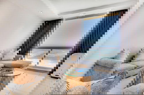 Foto 7 - Clifton Apartment w Direct Beach Access Marella