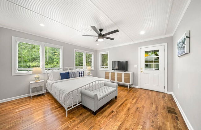 Serene 3BR Home in Historic Downtown Norcross - Photo 1