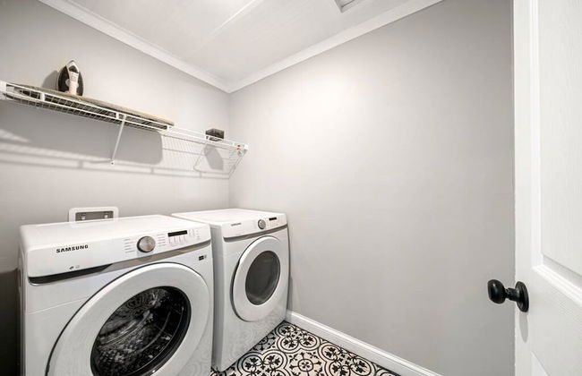 Serene 3BR Home in Historic Downtown Norcross - Photo 19