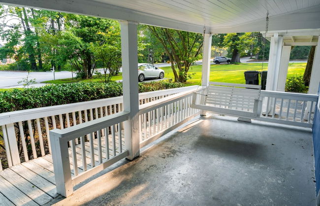 Serene 3BR Home in Historic Downtown Norcross - Photo 25