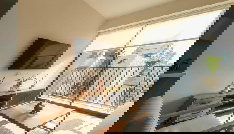 Foto 1 - w Comfortable 2BR With Balcony in Miraflores