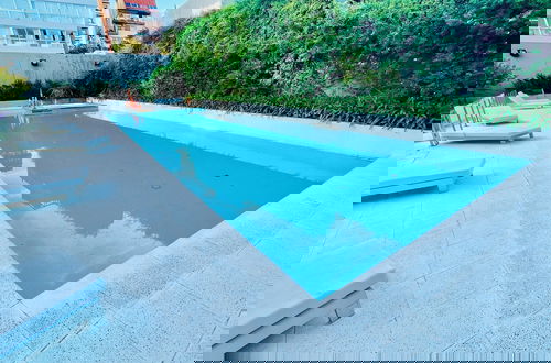 Foto 12 - Stylish Apartment with Pool Acces