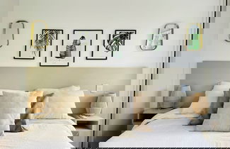 Foto 3 - Stylish Apartment with Pool Acces
