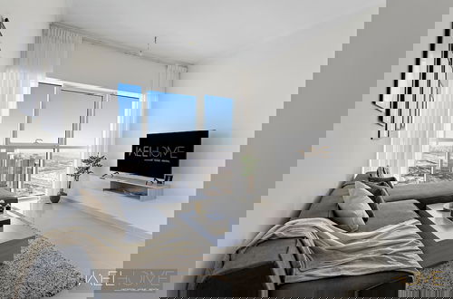 Foto 1 - WelHome - Breathtaking 1BR Apt with Balcony and City View