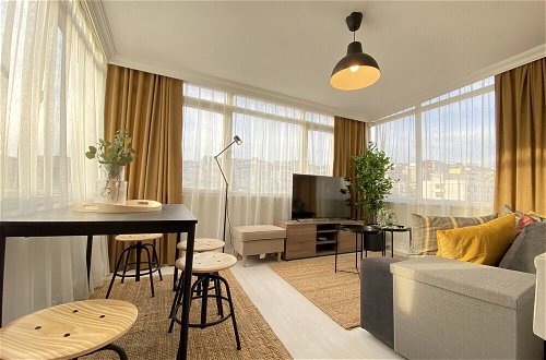 Foto 2 - Central and Charming Flat With Balcony in Sisli