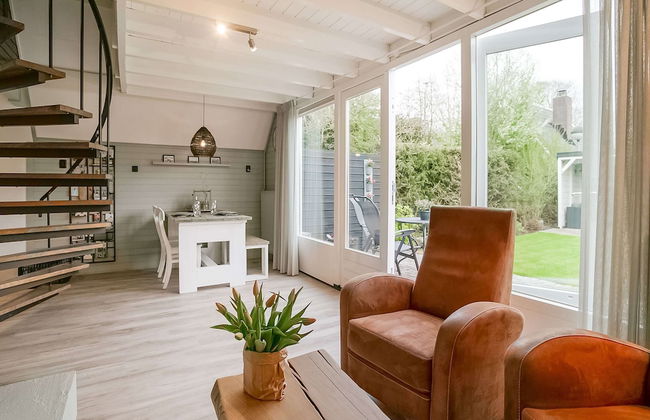 Peaceful Holiday Home in Tuitjenhorn - Foto 11