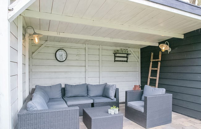 Peaceful Holiday Home in Tuitjenhorn - Foto 18