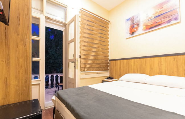 Valens Boutique Hotel - Photo 3
