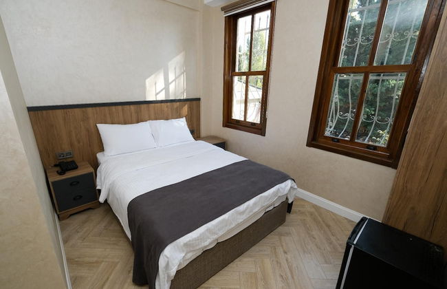 Valens Boutique Hotel - Photo 15