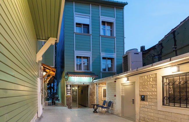 Valens Boutique Hotel - Photo 1
