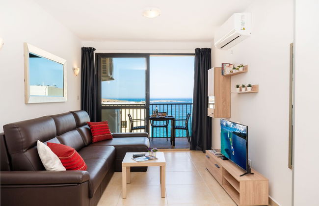 Sea Bliss Penthouse with two terraces enjoying side seaviews by Gatewaysmalta - Foto 9