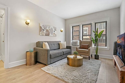 Foto 10 - 2BR Warm Lovely Home in Rogers Park