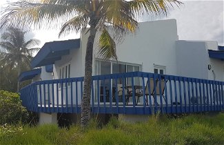 Photo 1 - Spacious Villa On The Beach