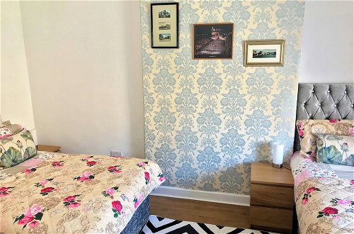 Foto 5 - Stunning 3-bed Apartment in Edinburgh