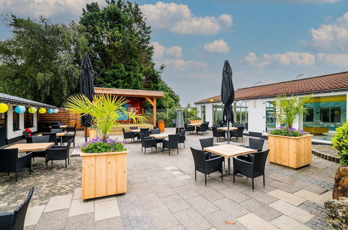 Photo 28 - Welcoming Chalet in Oostkapelle With Garden