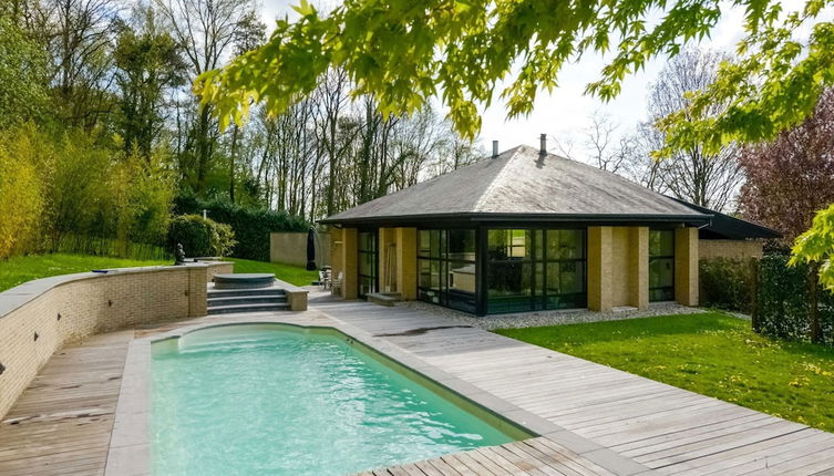 Photo 1 - Picturesque Villa With Swimming Pool