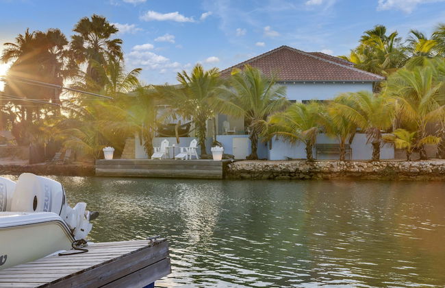 Ocean Breeze Villa with private pool - Photo 70