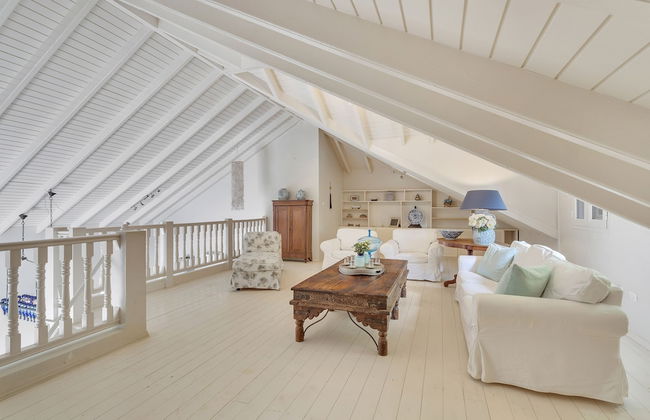 Ocean Breeze Villa with private pool - Photo 19