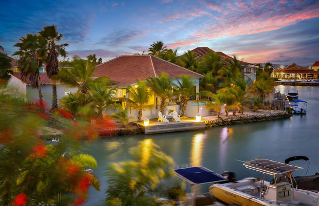 Ocean Breeze Villa with private pool - Photo 77