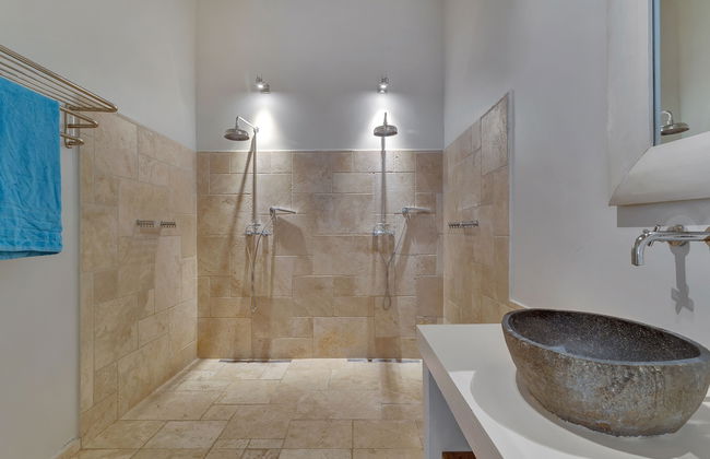 Ocean Breeze Villa with private pool - Photo 46