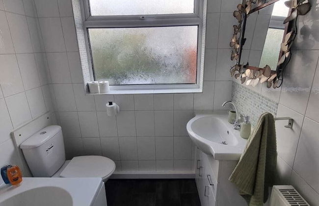 Stylishly Designed House Dartford - Foto 26