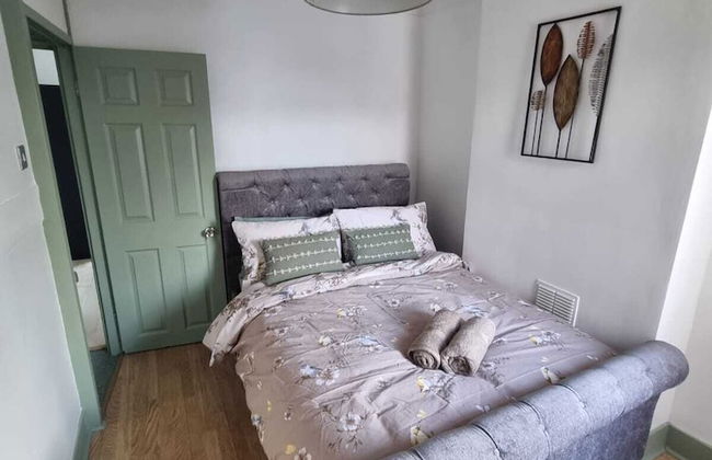 Stylishly Designed House Dartford - Foto 9