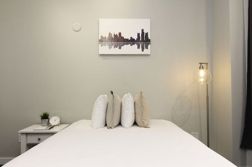 Photo 6 - Maverick Suites at 245 Newbury St