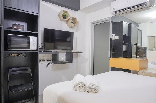 Photo 3 - Cozy Studio At Teluk Intan Apartment