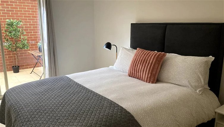 Foto 1 - Modern 2 Bedroom Apartment in Perth