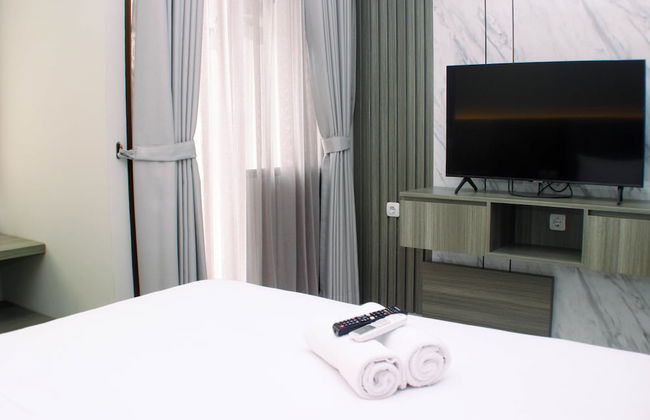Comfy Studio Apartment at LRT City Jatibening - Foto 9