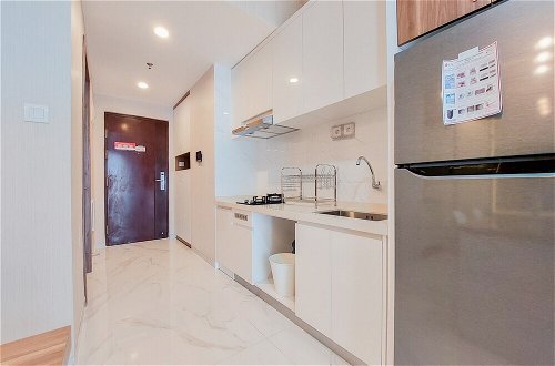 Photo 11 - Well Designed And Comfy 2Br Sky House Bsd Apartment
