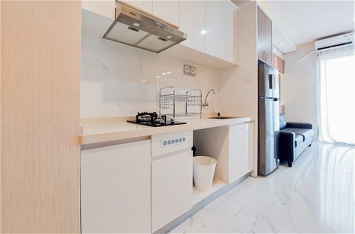 Photo 10 - Well Designed And Comfy 2Br Sky House Bsd Apartment