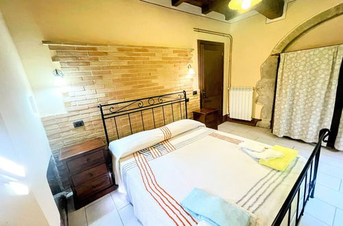 Photo 9 - Apt 4 - Forget all Your Troubles - Relax in Paradise ! Air con + Wifi! Sleeps 4