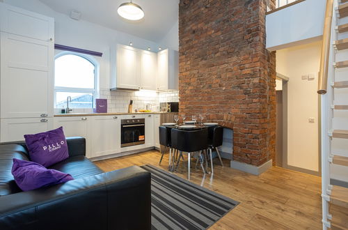 Photo 9 - Pillo Rooms Serviced Apartments- Salford