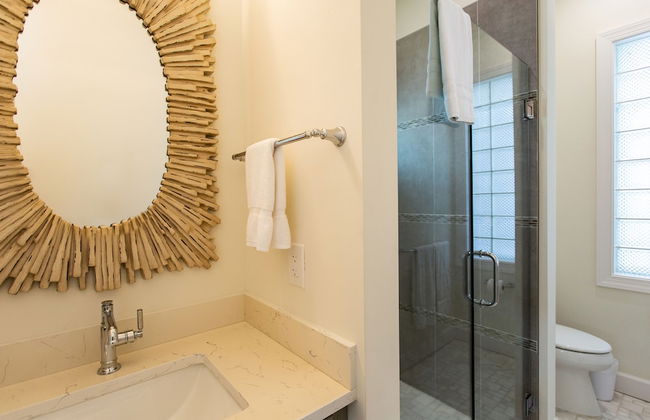 Sorrento Luxury Vacation Home: Expansive 5-Bedroom, 4.5-Bath Retreat with Private Pool, Hot Tub, and Pet-Friendly Accommodations – Just a Short Walk from Stunning Vanderbilt Beach - Foto 28