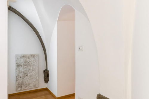 Photo 36 - Santo Stefano Elegant Apartment by Wonderful Italy