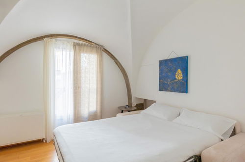 Photo 32 - Santo Stefano Elegant Apartment by Wonderful Italy