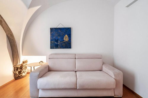 Photo 11 - Santo Stefano Elegant Apartment by Wonderful Italy