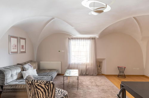 Photo 22 - Santo Stefano Elegant Apartment by Wonderful Italy