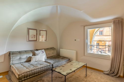 Photo 24 - Santo Stefano Elegant Apartment by Wonderful Italy