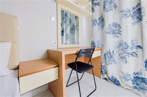 Photo 7 - Homey And Elegant Studio Amazana Serpong Apartment