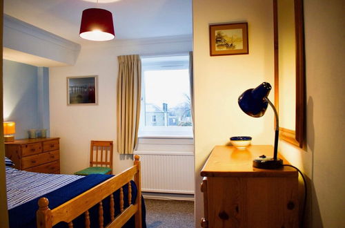 Photo 2 - Welcoming and Homely 2 Bed in Central Location